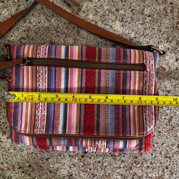Women's T-Shirt & Jeans Serape Embroidered Crossbody - Picture 8 of 16